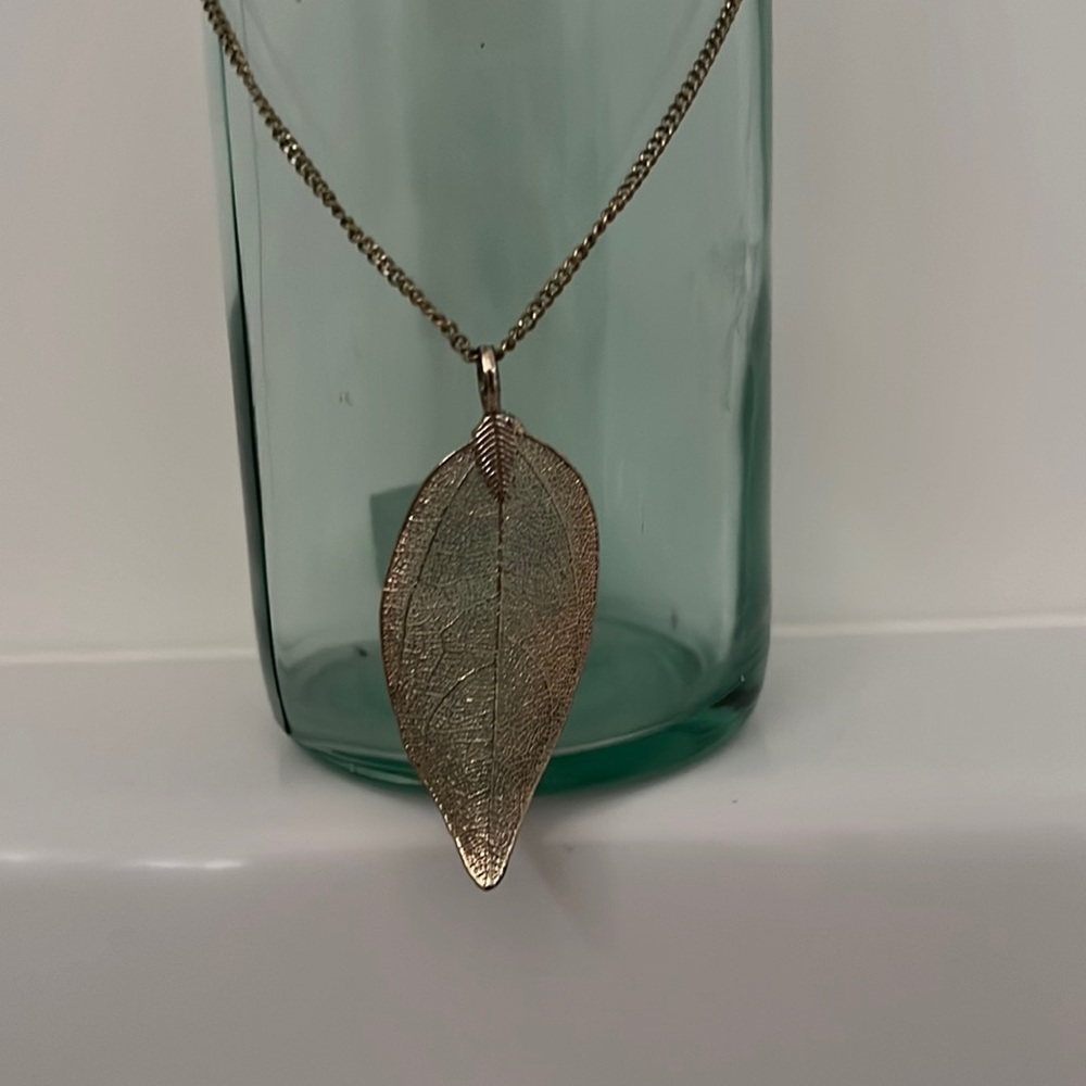Leaf necklace